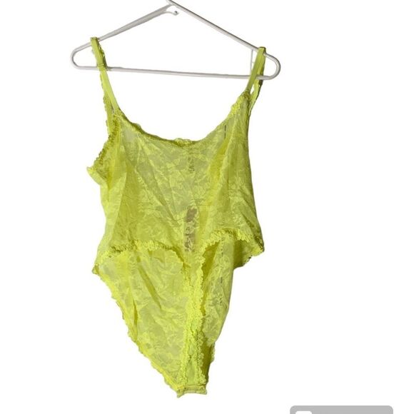 SKIMS NEW 4X Yellow Highlighter Stretch Lace Bodysuit‎ - Picture 8 of 8